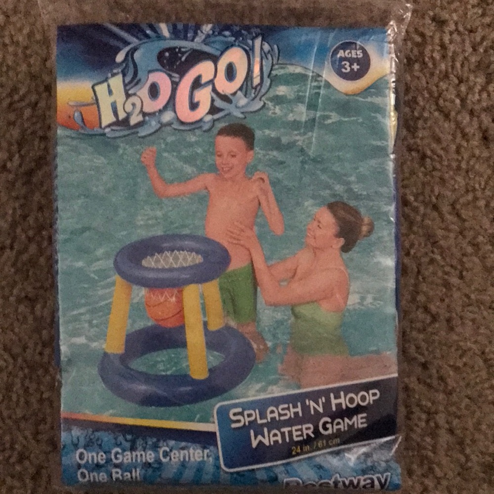 Splash and Hoop Water Game